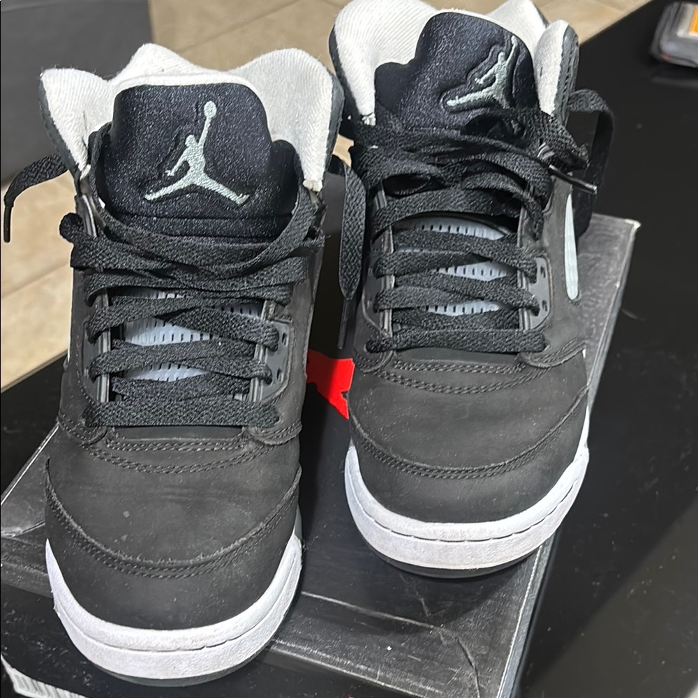 Air Jordan Retro 5